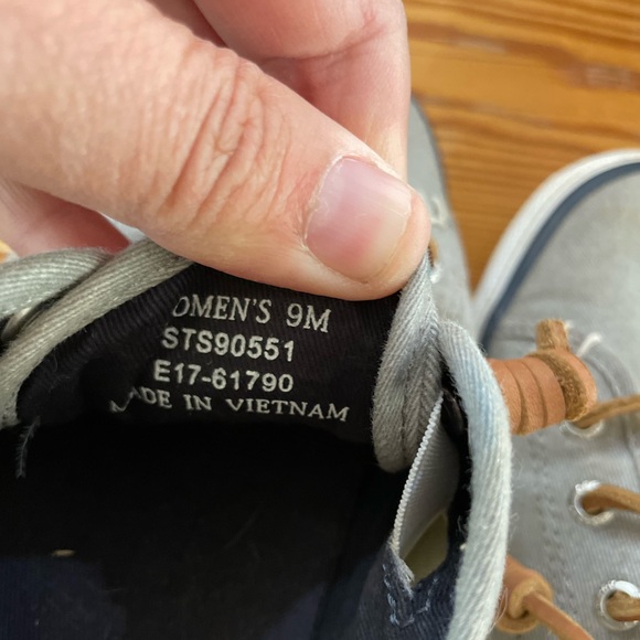 Sperry women’s pier view sneaker – gray, Size 9M - Picture 2 of 2